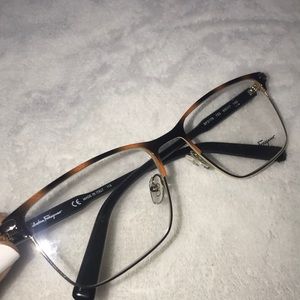 Salvatore ferragamo EYEWEAR👀